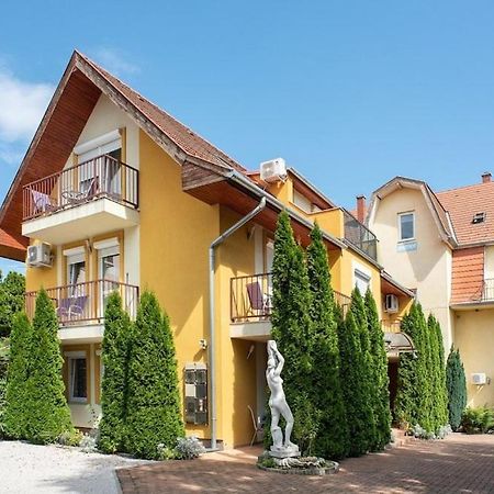 Haus Ferencz Boetoes Villa Хевіз Екстер'єр фото